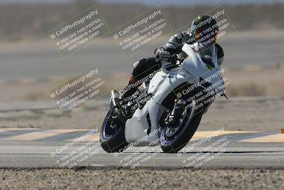 media/Oct-02-2025-Racers Edge (Thu) [[2c91cb6ab3]]/3-B Group/Session 2-Turn 14 (11am)/